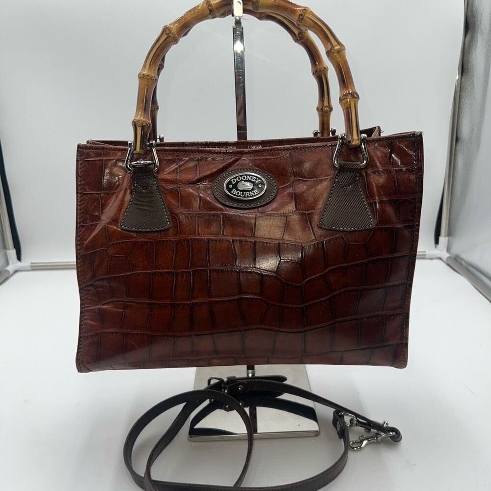 Dooney‎ & Bourke Vintage Bayou Collection Alligator Embossed Leather Purse Bag